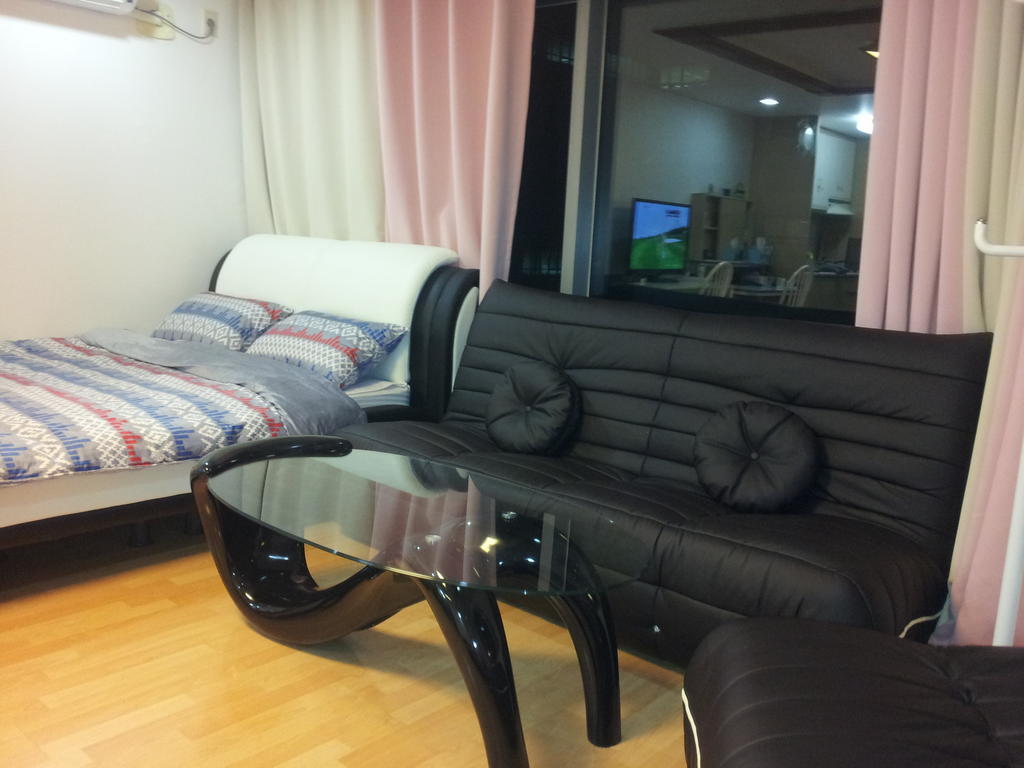 Cozy Seoul Hongdae Lejlighed Værelse billede